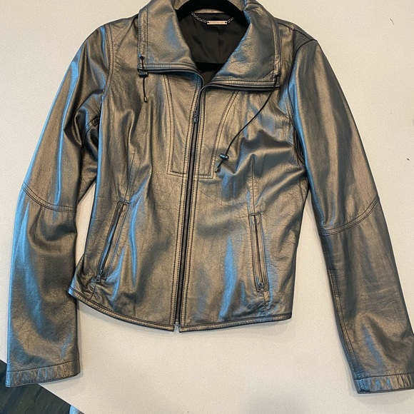 EUC Elie Tahari metallic silver grey leather jacket with silky black lining XS - Picture 5 of 13